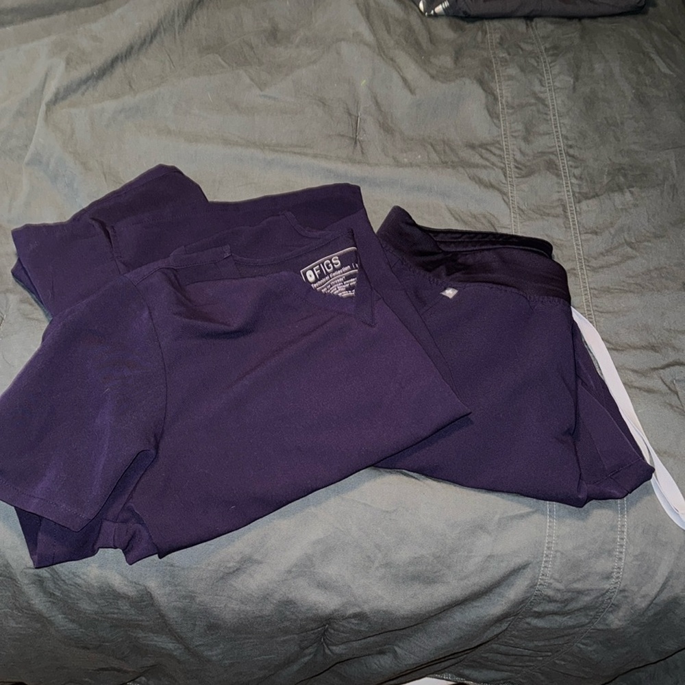 Figs purple scrubs